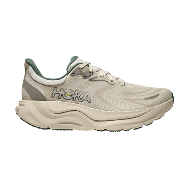 HOKA ARAHI 8